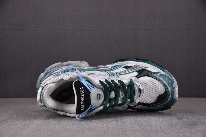 Ba*len*cia*ga -runner