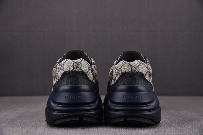 G*u*i sneaker
