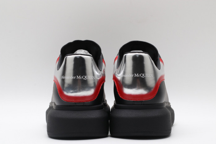 ALEXANDER MCQUEEN OVERSIZED