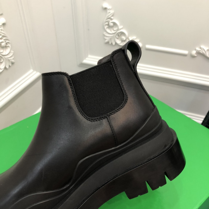 botteg*Ve*ne*ta boots women + men
