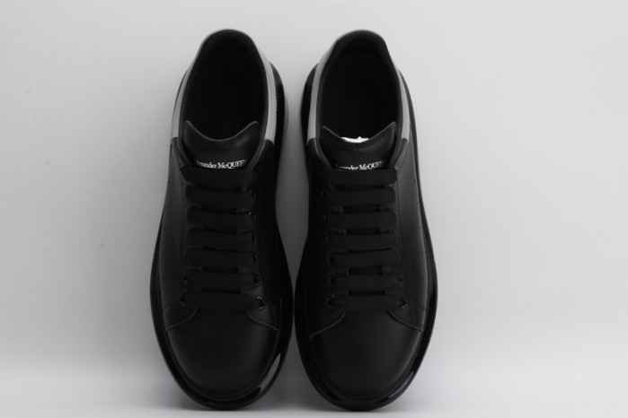 ALEXANDER MCQUEEN OVERSIZED