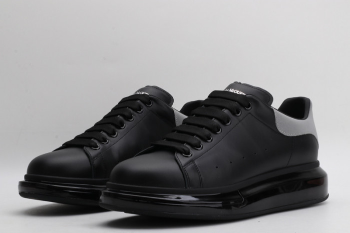 ALEXANDER MCQUEEN OVERSIZED