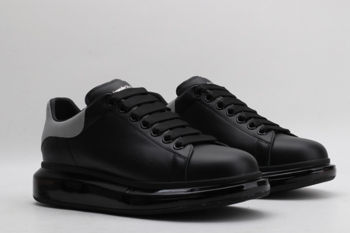 ALEXANDER MCQUEEN OVERSIZED