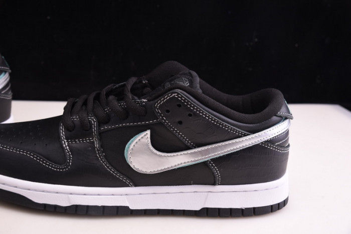 nike sb dunk low pro og qs "black Di*m*nd" - bv1310 001
