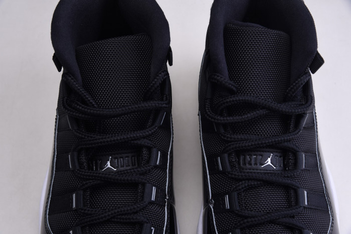 AIR JORDAN 11 RETRO METALLIC SILVER CT8012-011