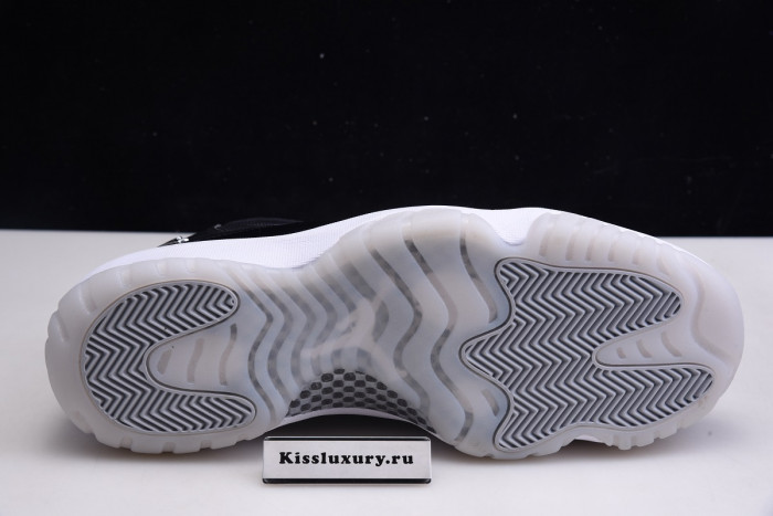 AIR JORDAN 11 RETRO METALLIC SILVER CT8012-011