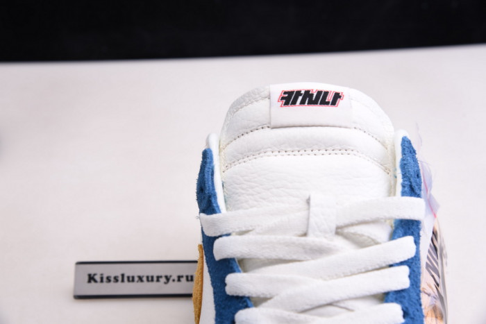 Kasina x Nike Dunk Low 