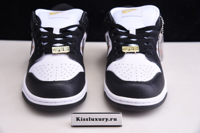 NIKE SB DUNK LOW "BLACK STARS" DH3228-102