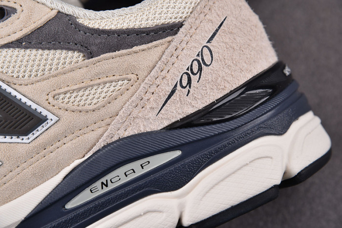 New Balance  M990AD3