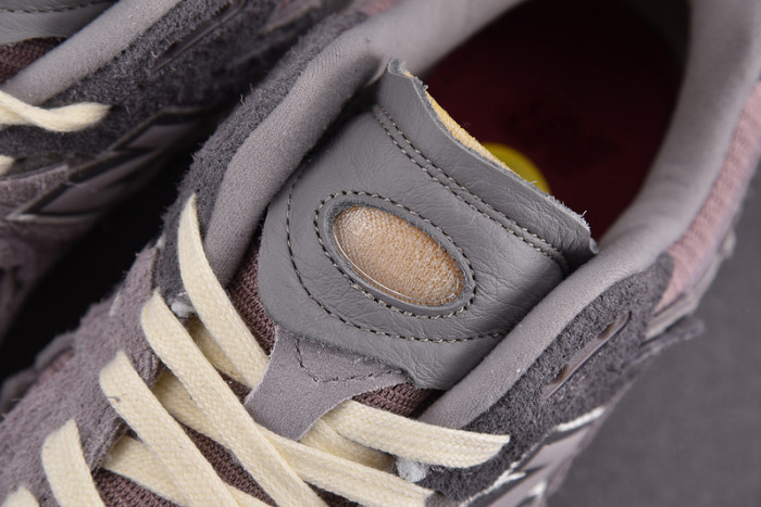 New Balance M2002RDY