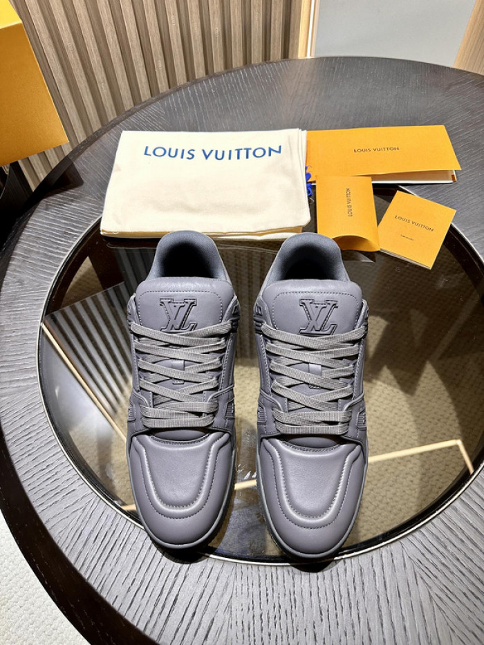 LO1_VTS SNEAKER