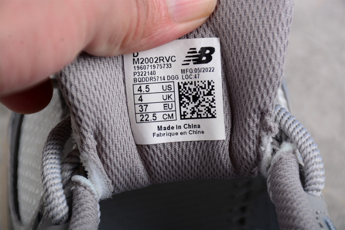 New Balance M2002RVC