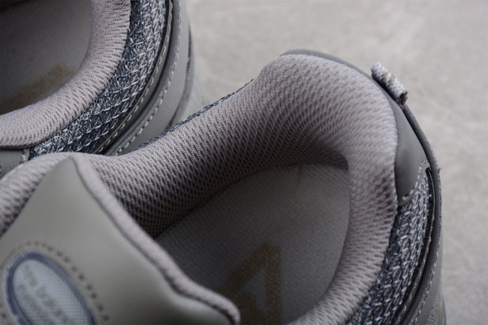 New Balance M2002RVC