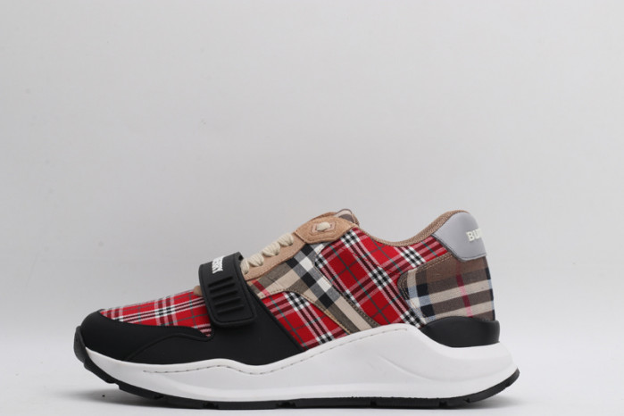 BUBERRY SNEAKER