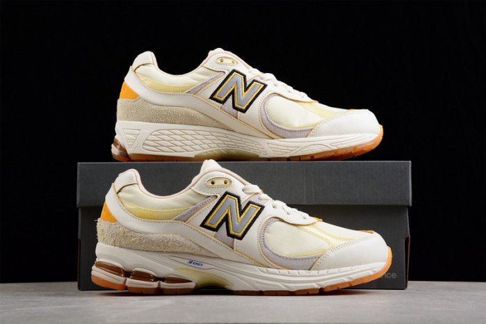 New Balance M2002RJ1