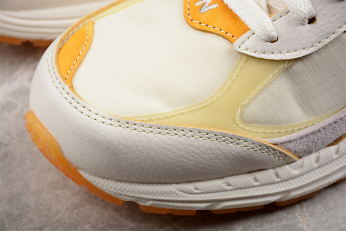 New Balance M2002RJ1