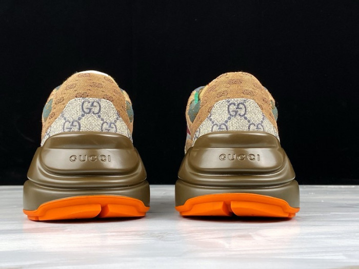 G*u*i sneaker