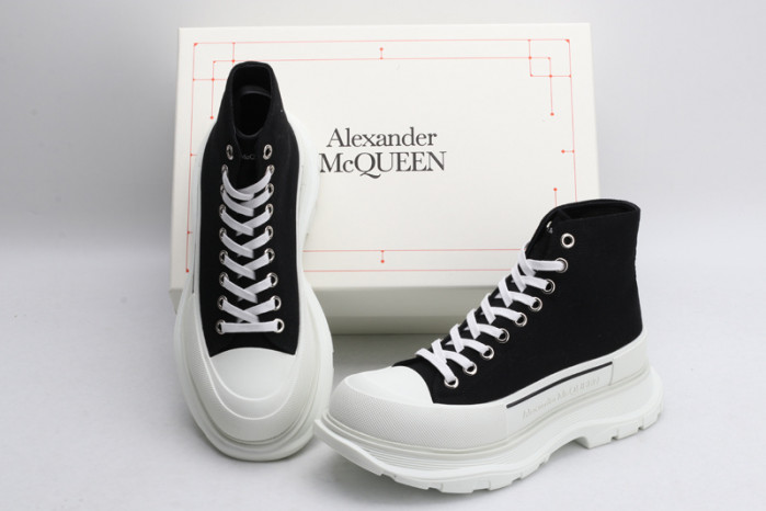 ALEXANDER MCQUEEN OVERSIZED