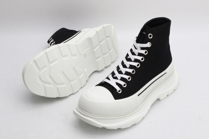 ALEXANDER MCQUEEN OVERSIZED