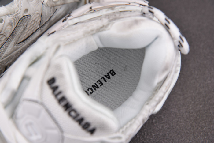 Ba*len*cia*ga -runner