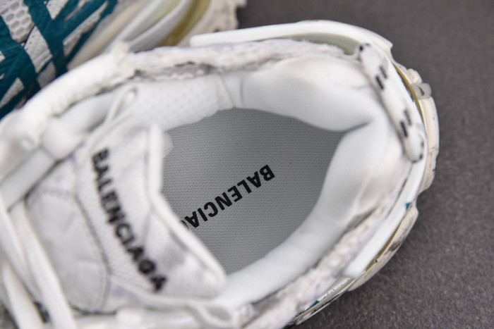 Ba*len*cia*ga -runner