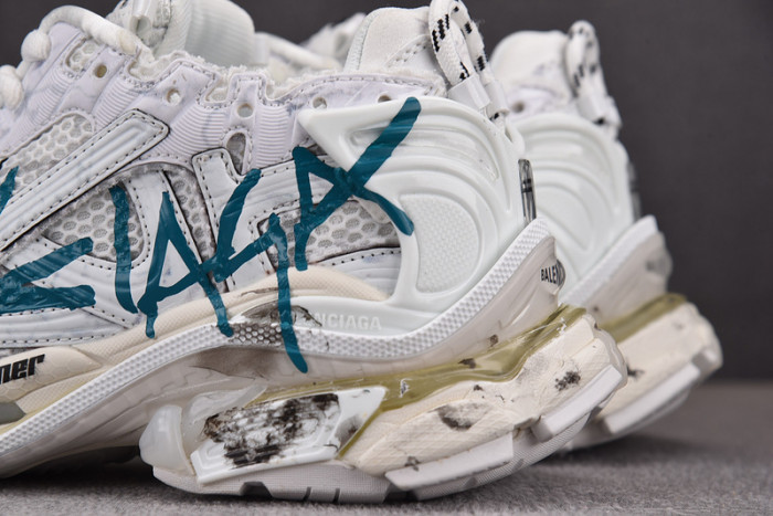 Ba*len*cia*ga -runner