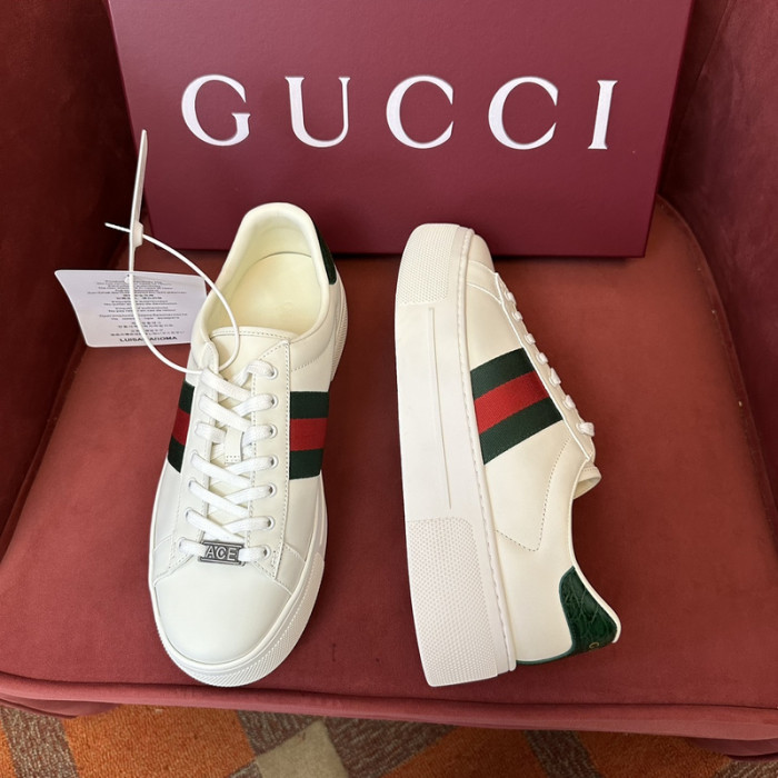 G*u*i sneaker