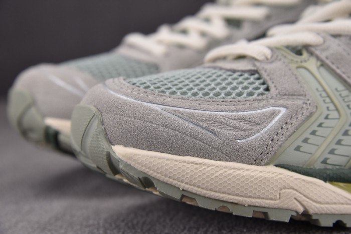 As*ic*s gel kayano 14 