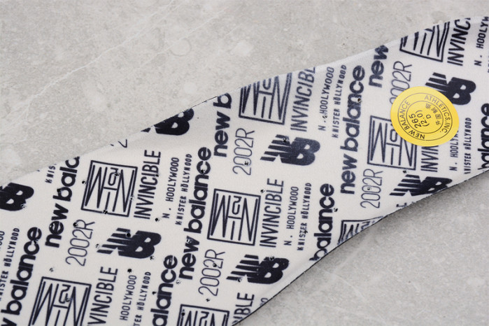 New Balance ML2002RV