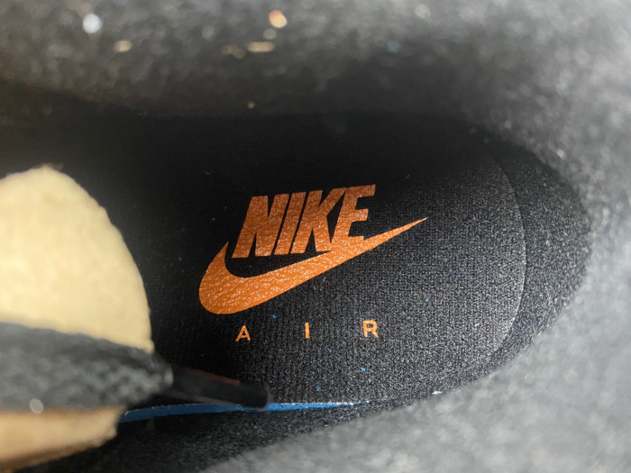 Balvin x Air Jordan 3  CK9246-551