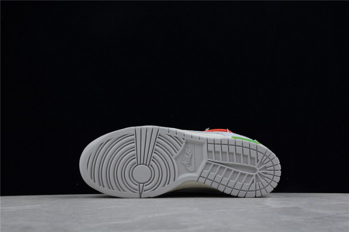 DUNK LOW 