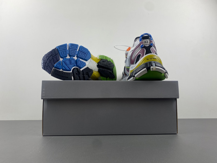 Ba*len*cia*ga -runner