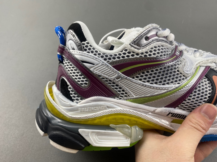 Ba*len*cia*ga -runner