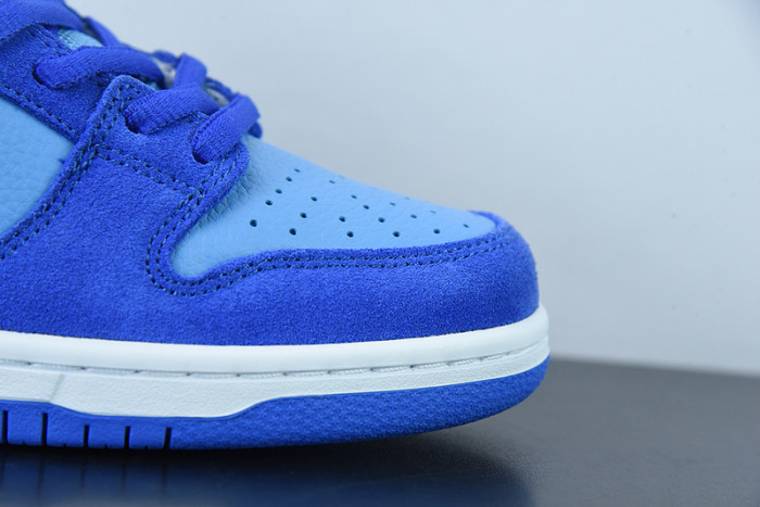 NIKE SB DUNK LOW “BLUE RASPBERRY” DM0807-400