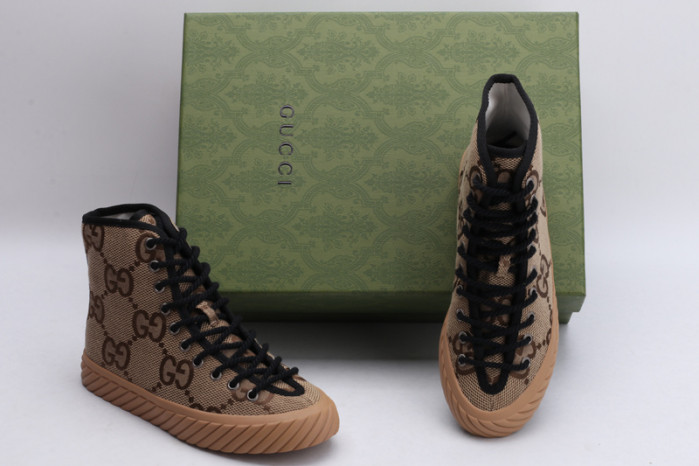 G*u*i sneaker