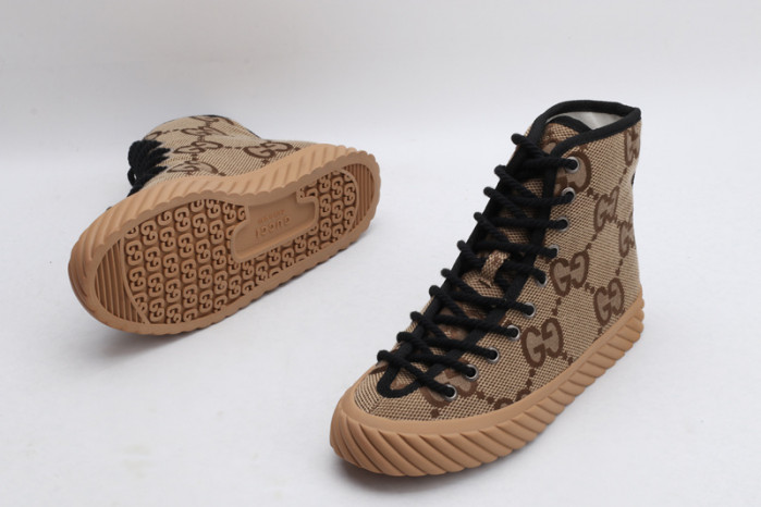 G*u*i sneaker