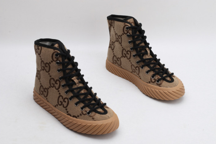 G*u*i sneaker