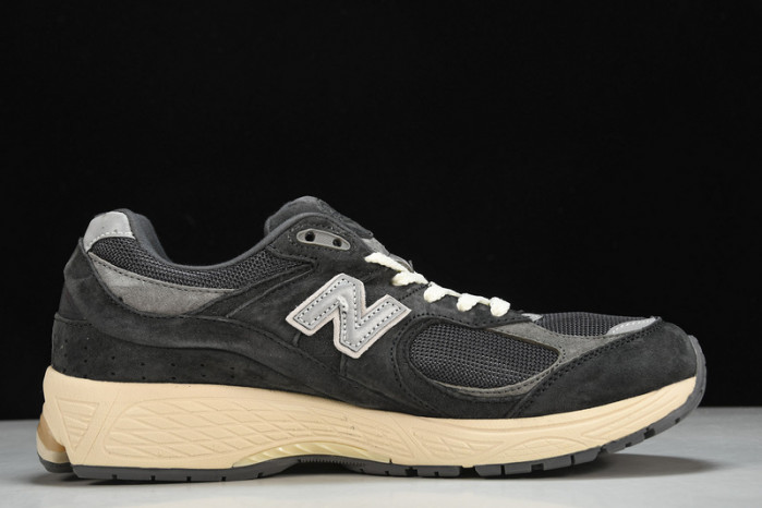 New Balance M2002RHO