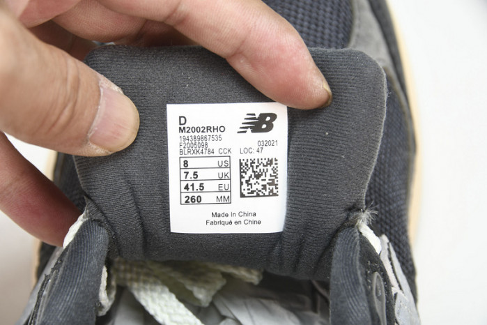 New Balance M2002RHO