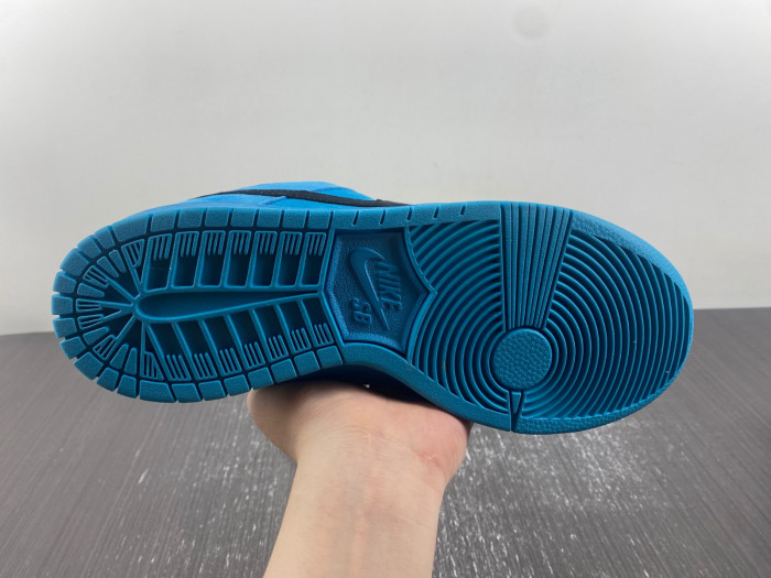 Powerpuff Girls x Nike SB Dunk Low “Buttercup” FZ8319-300