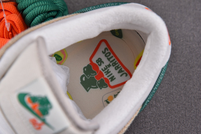 Jarritos x Nike SB Dunk Low Phantom FD0860-001