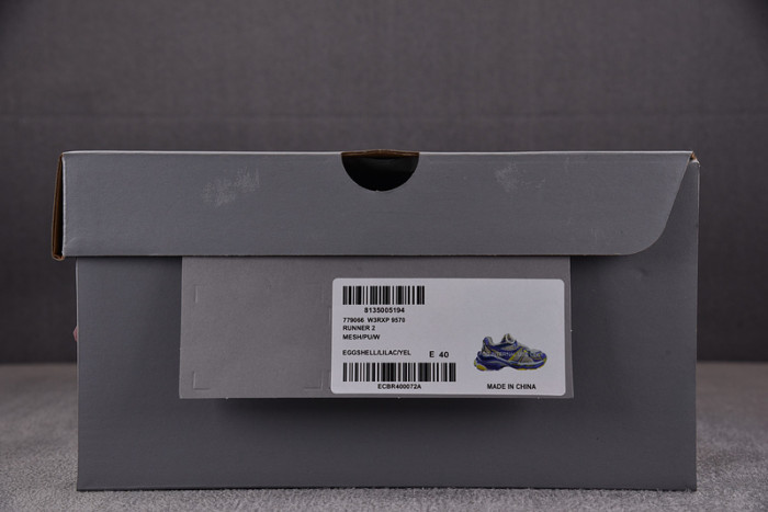 Ba*len*cia*ga -runner