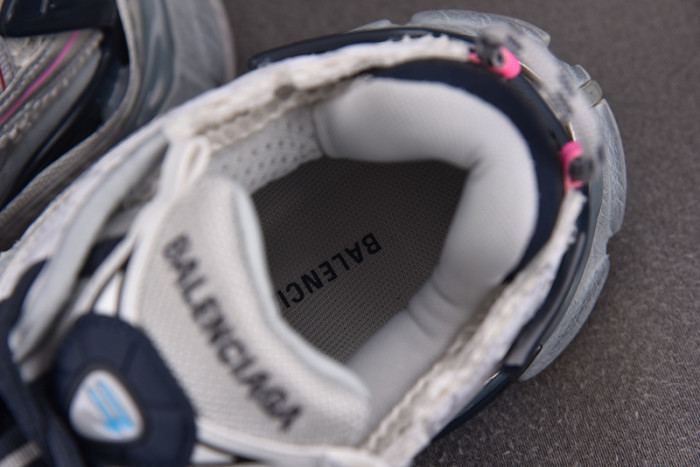 Ba*len*cia*ga -runner