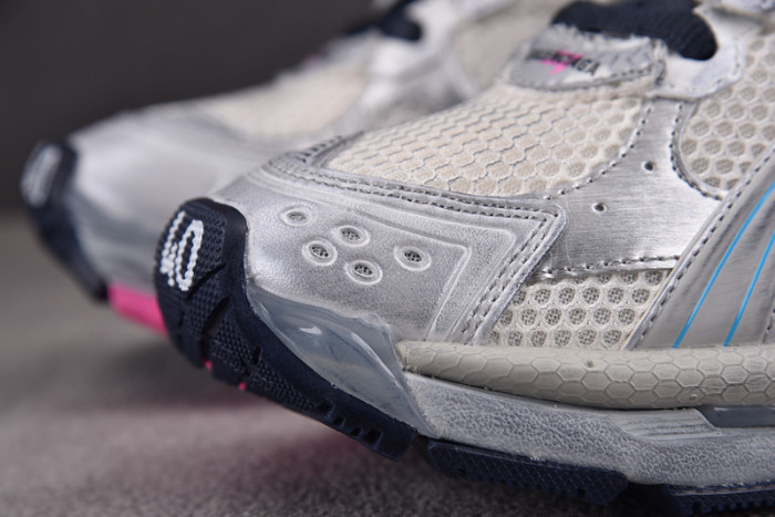 Ba*len*cia*ga -runner