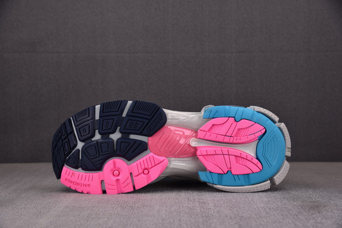 Ba*len*cia*ga -runner