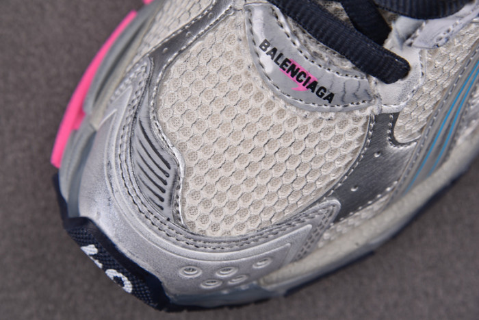 Ba*len*cia*ga -runner