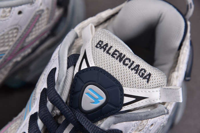 Ba*len*cia*ga -runner