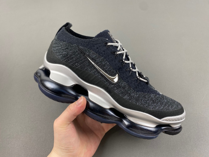 NIKE AIR MAX LOW-TOP SNEAKERS HJ3487-001