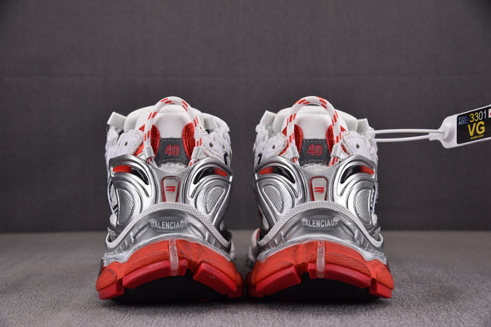 Ba*len*cia*ga -runner