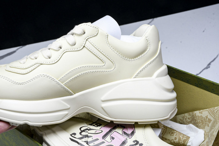 G*u*i sneaker